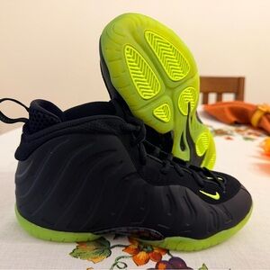 Nike Kids little posites one 3y new no box